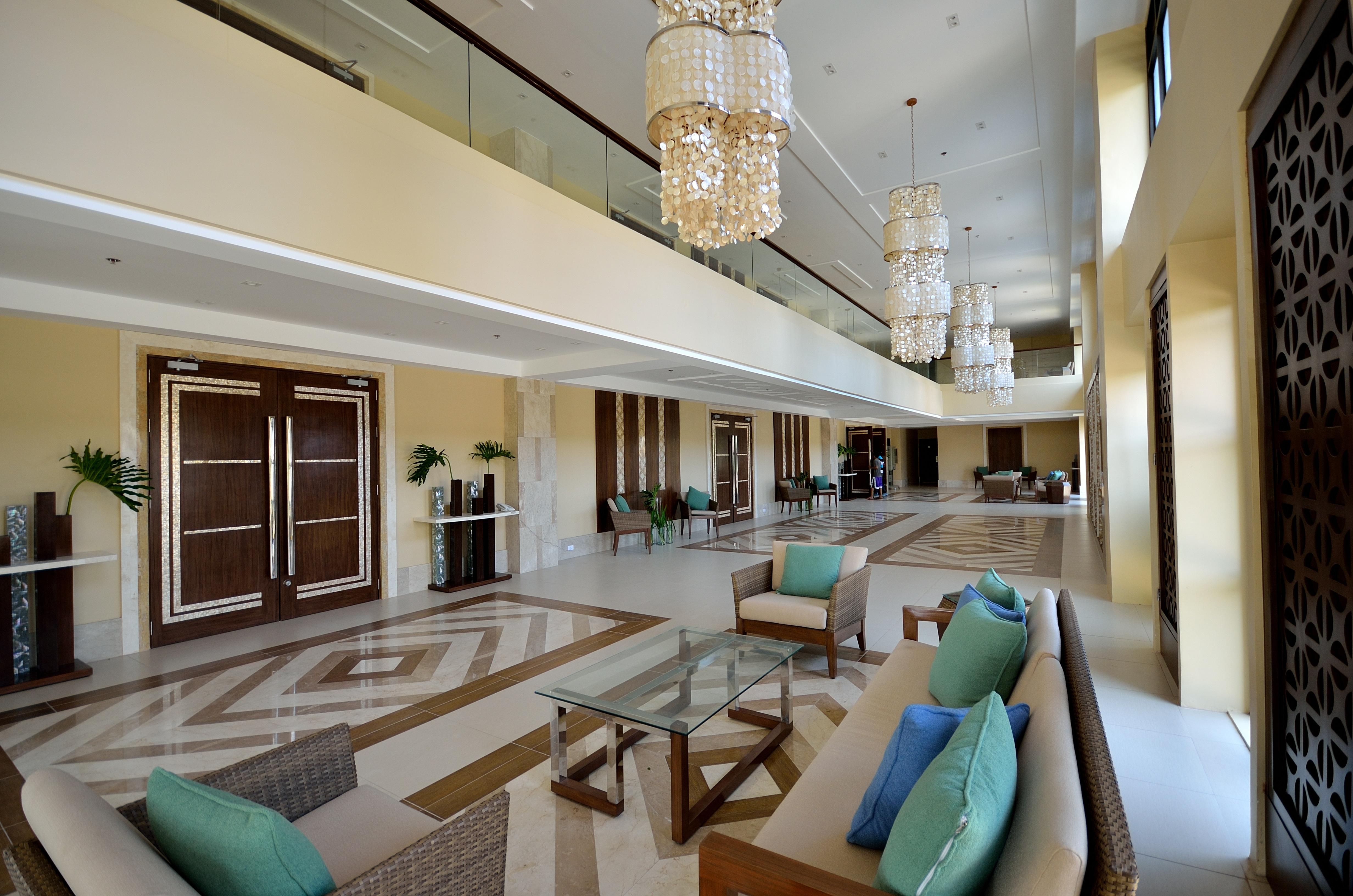 Henann Resort Alona Beach Panglao Εξωτερικό φωτογραφία The lobby of the hotel