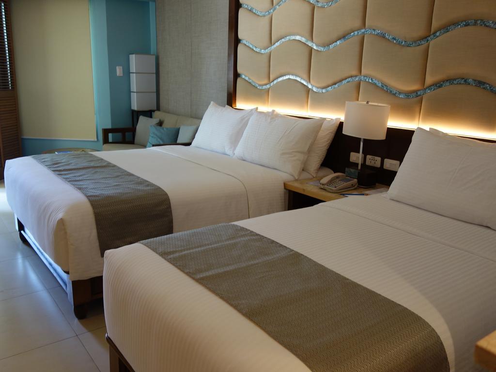 Henann Resort Alona Beach Panglao Εξωτερικό φωτογραφία Deluxe Room