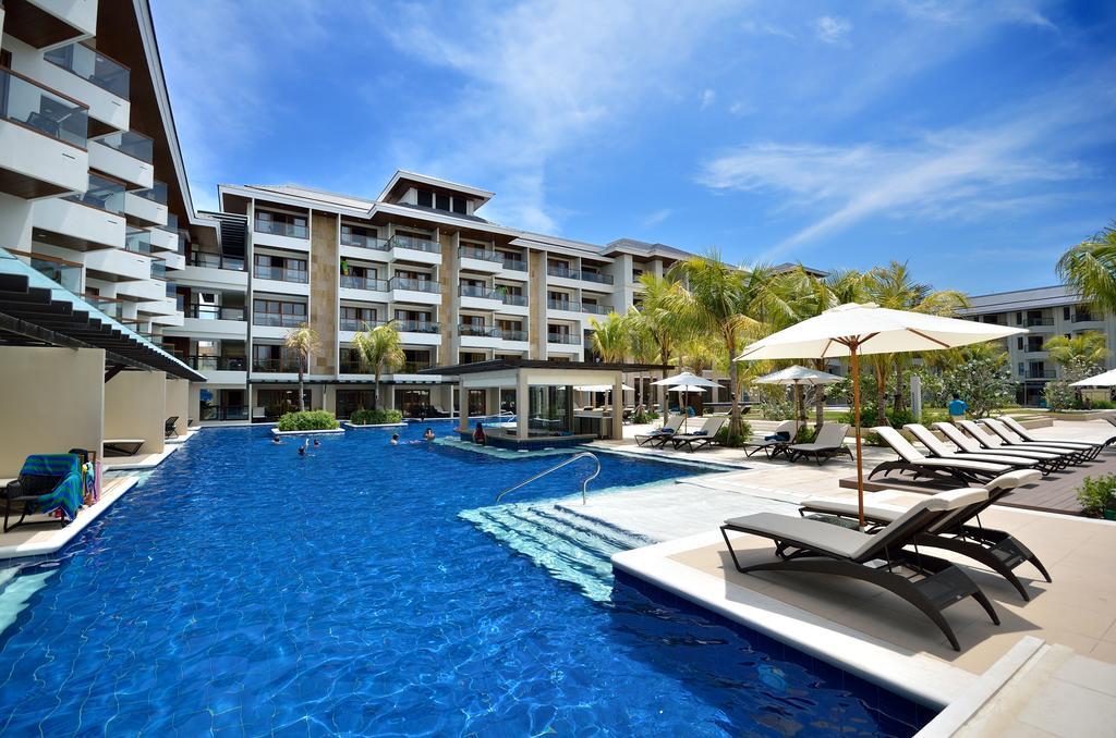 Henann Resort Alona Beach Panglao Εξωτερικό φωτογραφία The swimming pool at the hotel