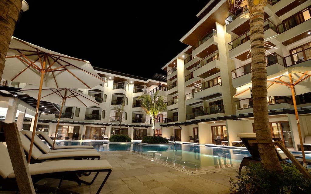 Henann Resort Alona Beach Panglao Εξωτερικό φωτογραφία The swimming pool at the hotel
