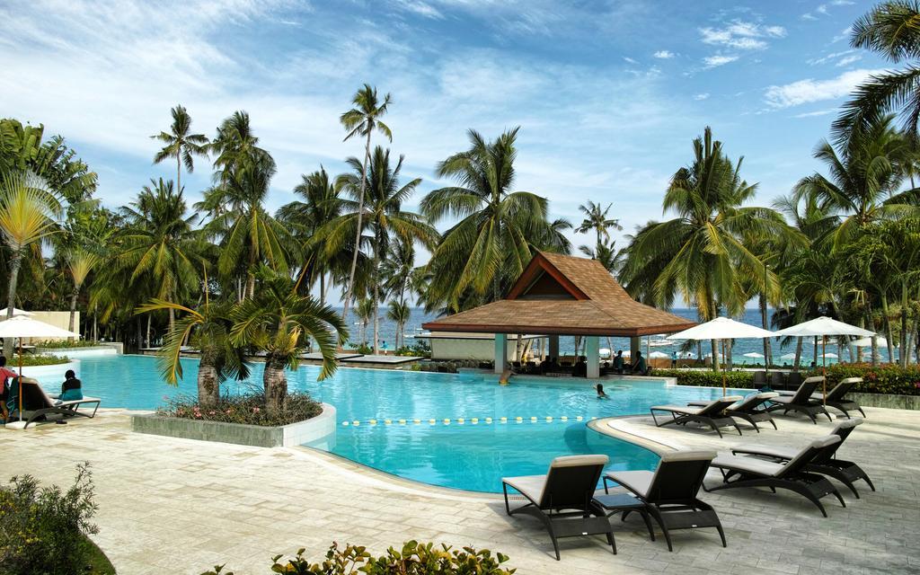 Henann Resort Alona Beach Panglao Εξωτερικό φωτογραφία The swimming pool at the resort