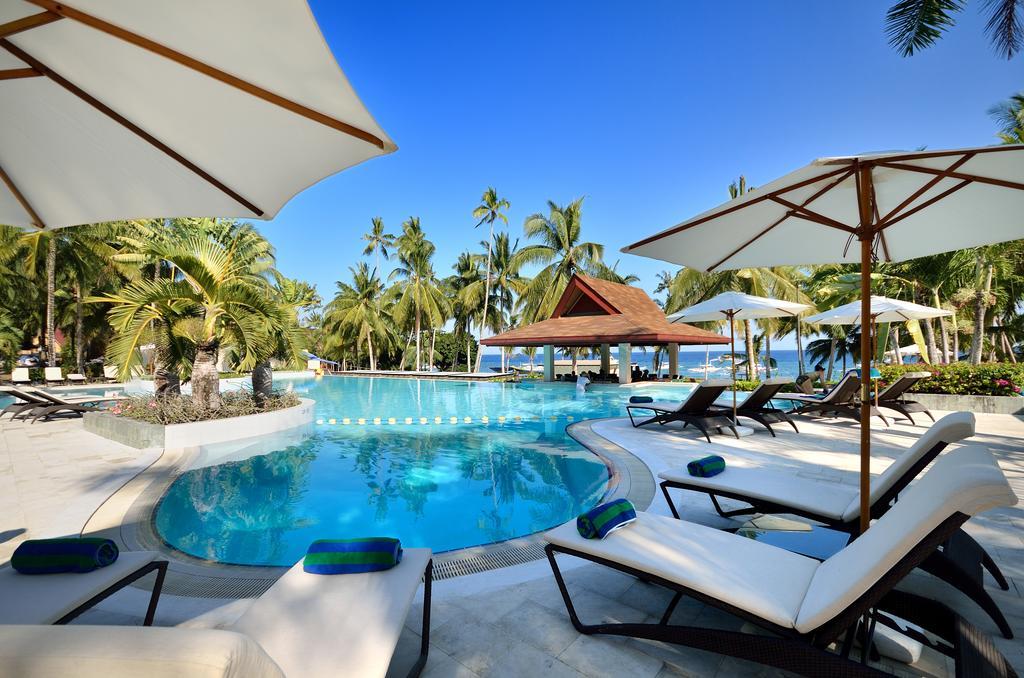 Henann Resort Alona Beach Panglao Εξωτερικό φωτογραφία Pool at the resort